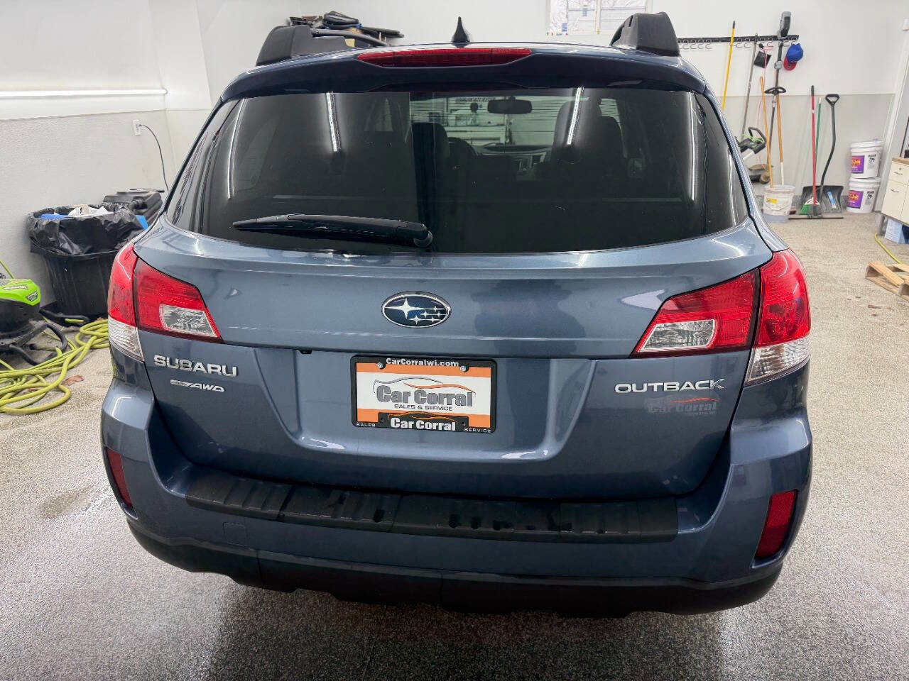 Used 2014 Subaru Outback 2.5i Limited w/ Moonroof Package image 3