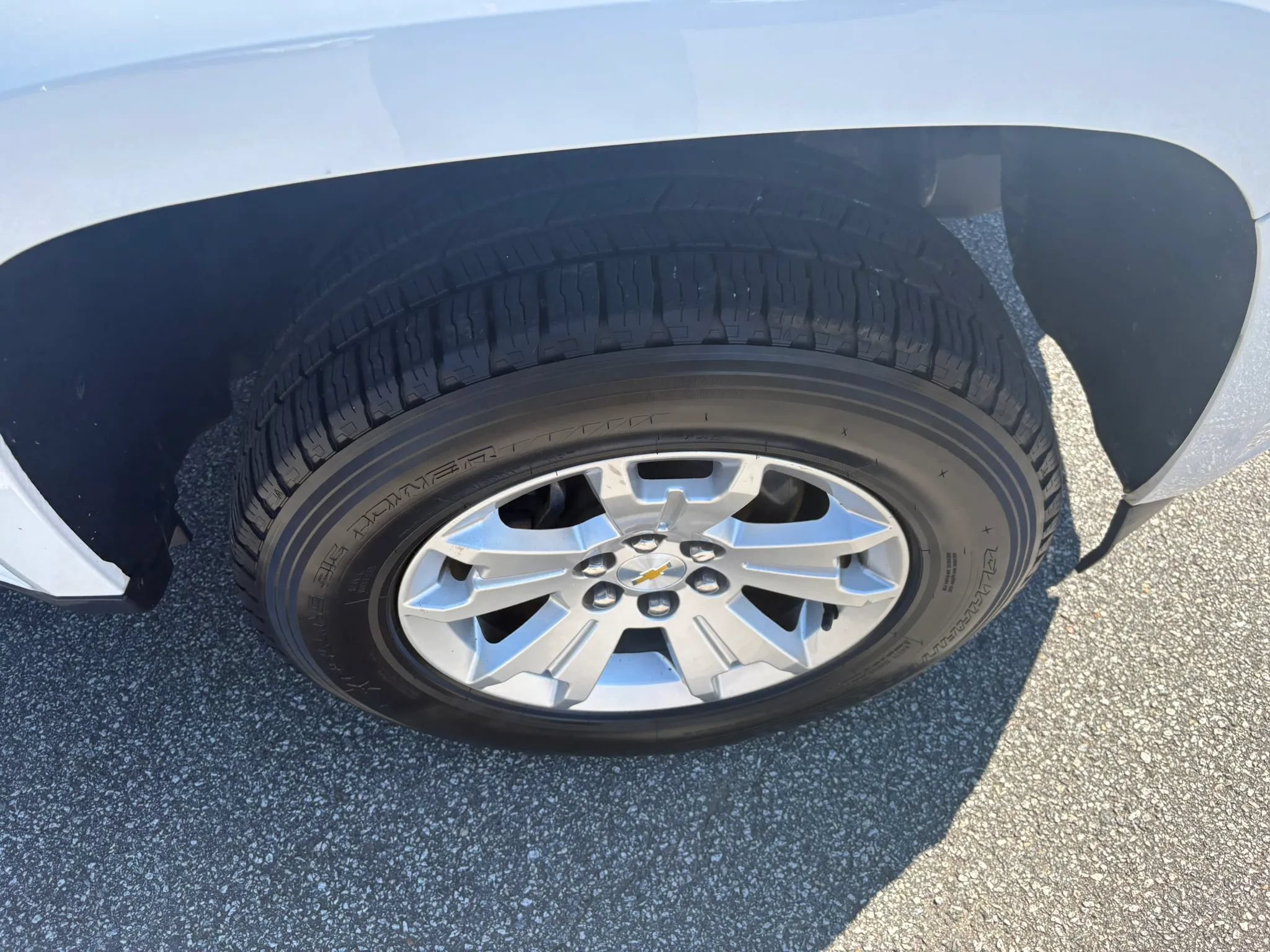 Used 2021 Chevrolet Colorado LT w/ Fleet Safety Package RWD image 12