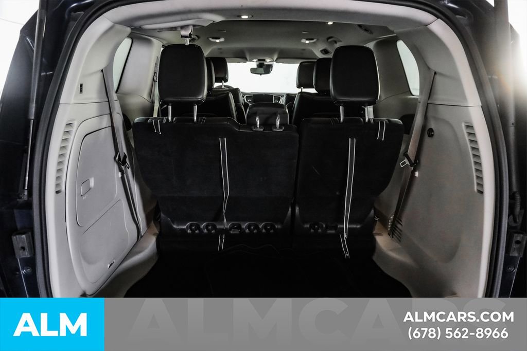 Used 2024 Chrysler Pacifica Select image 49