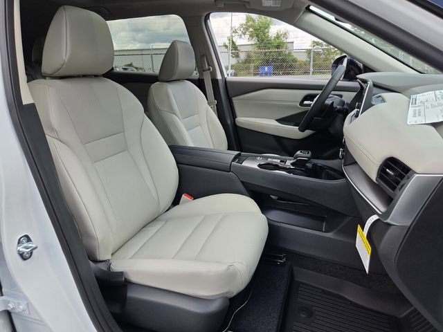New 2026 Nissan Rogue Dark Armor FWD image 13