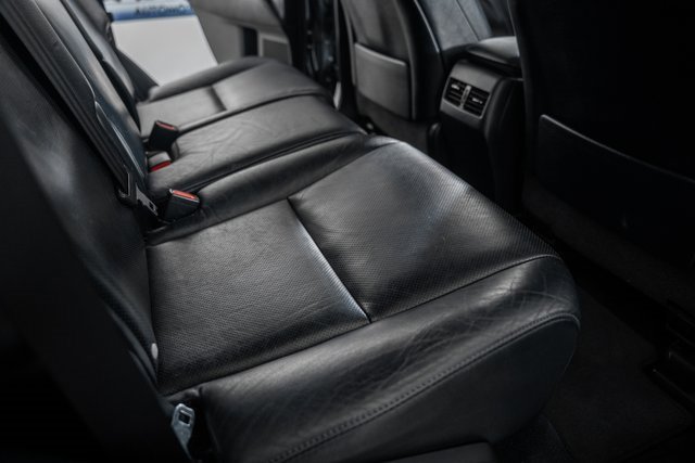 Used 2013 Lexus RX 450h AWD image 35