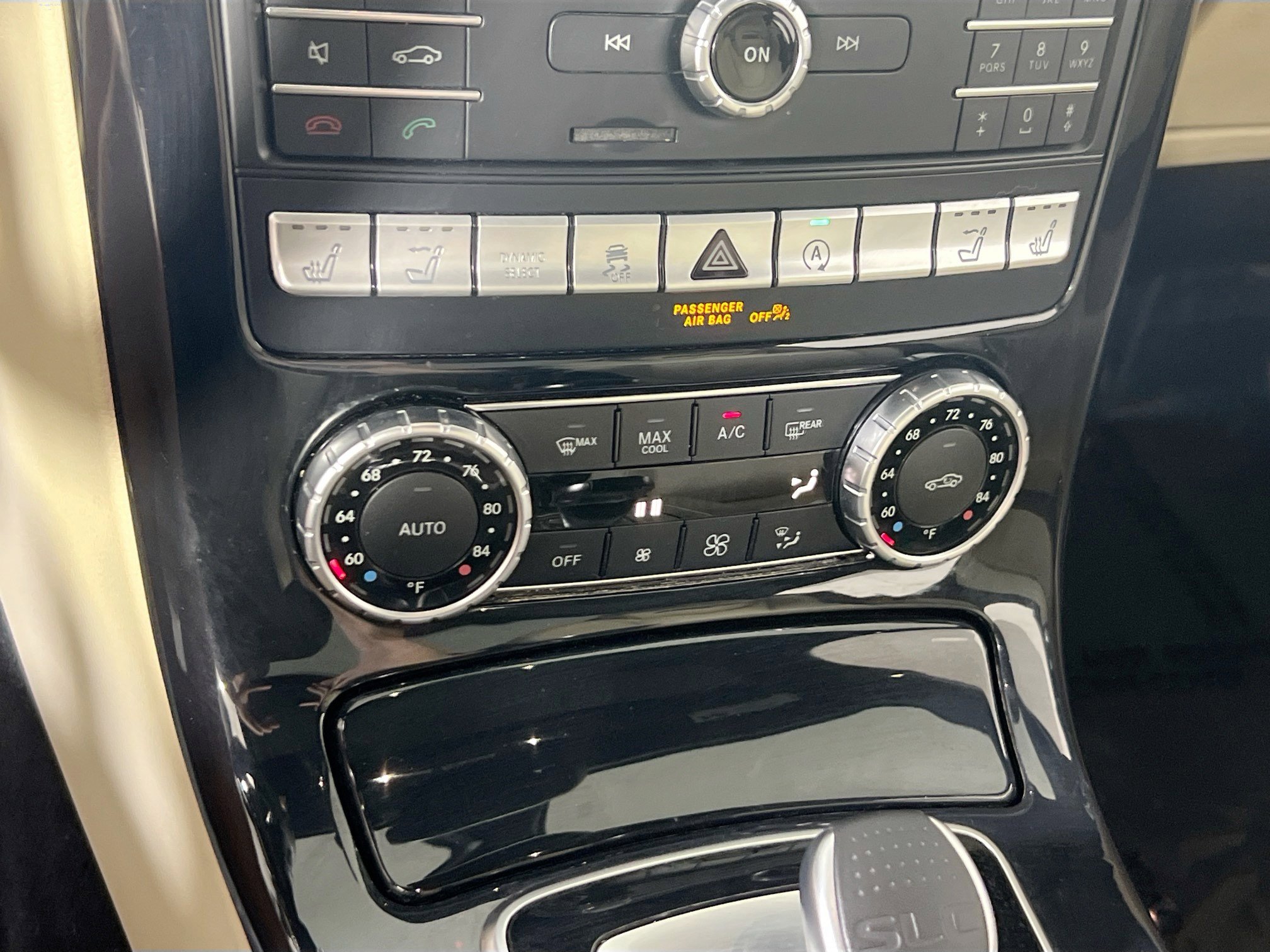 Used 2020 Mercedes-Benz SLC 300 image 15