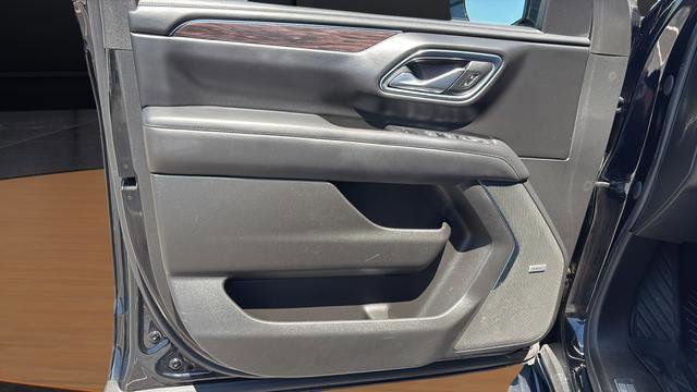 Used 2023 Chevrolet Tahoe LT AWD/4WD image 15