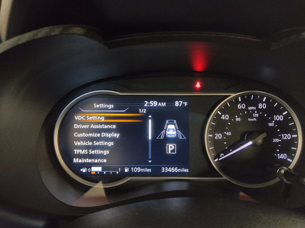 Used 2025 Nissan Versa SV FWD image 23