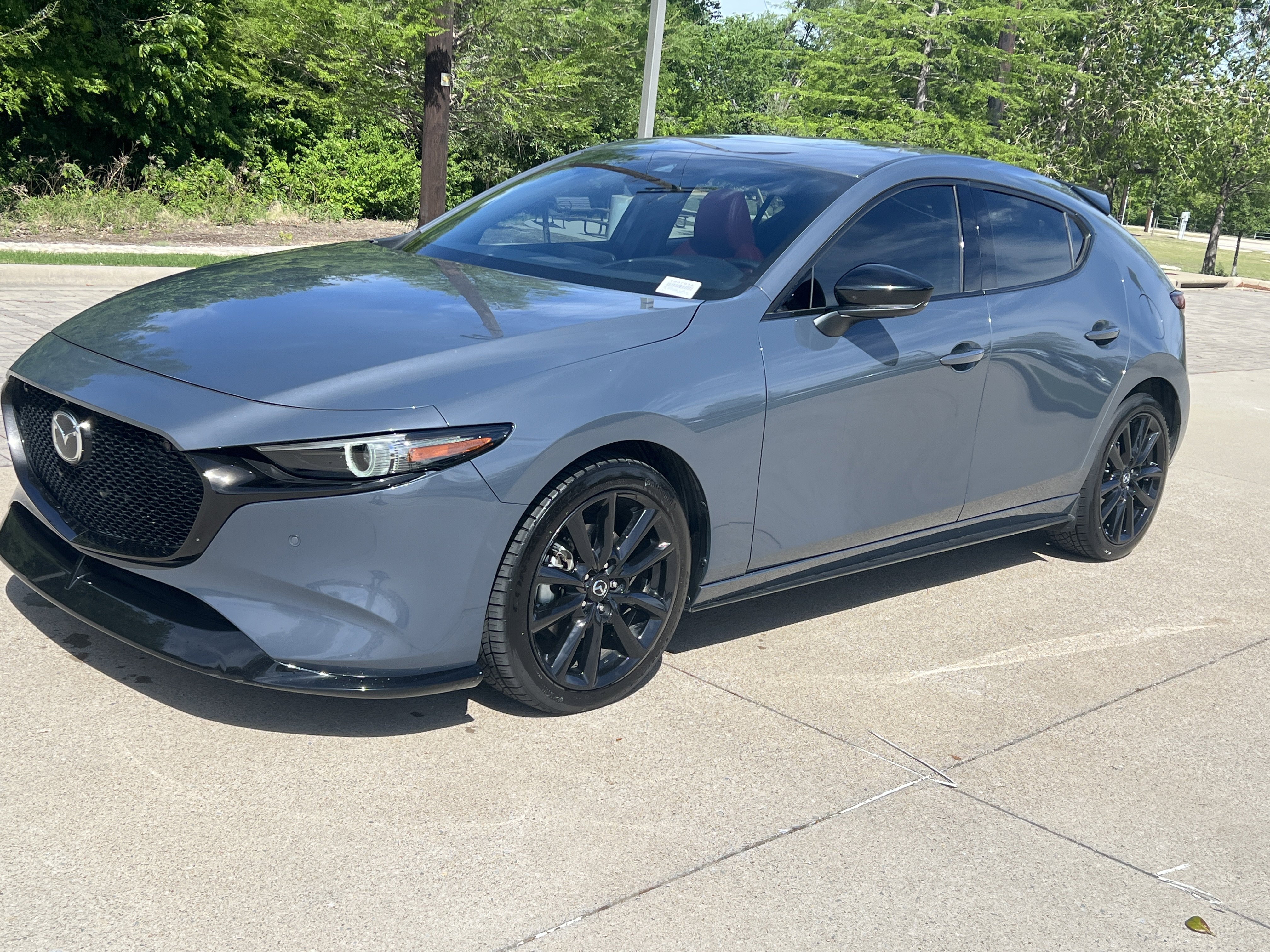 Used 2021 MAZDA MAZDA3 Hatchback w/Premium Plus Pkg image 5
