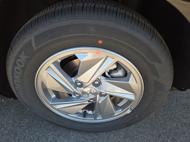 New 2026 Hyundai Elantra SE FWD image 28