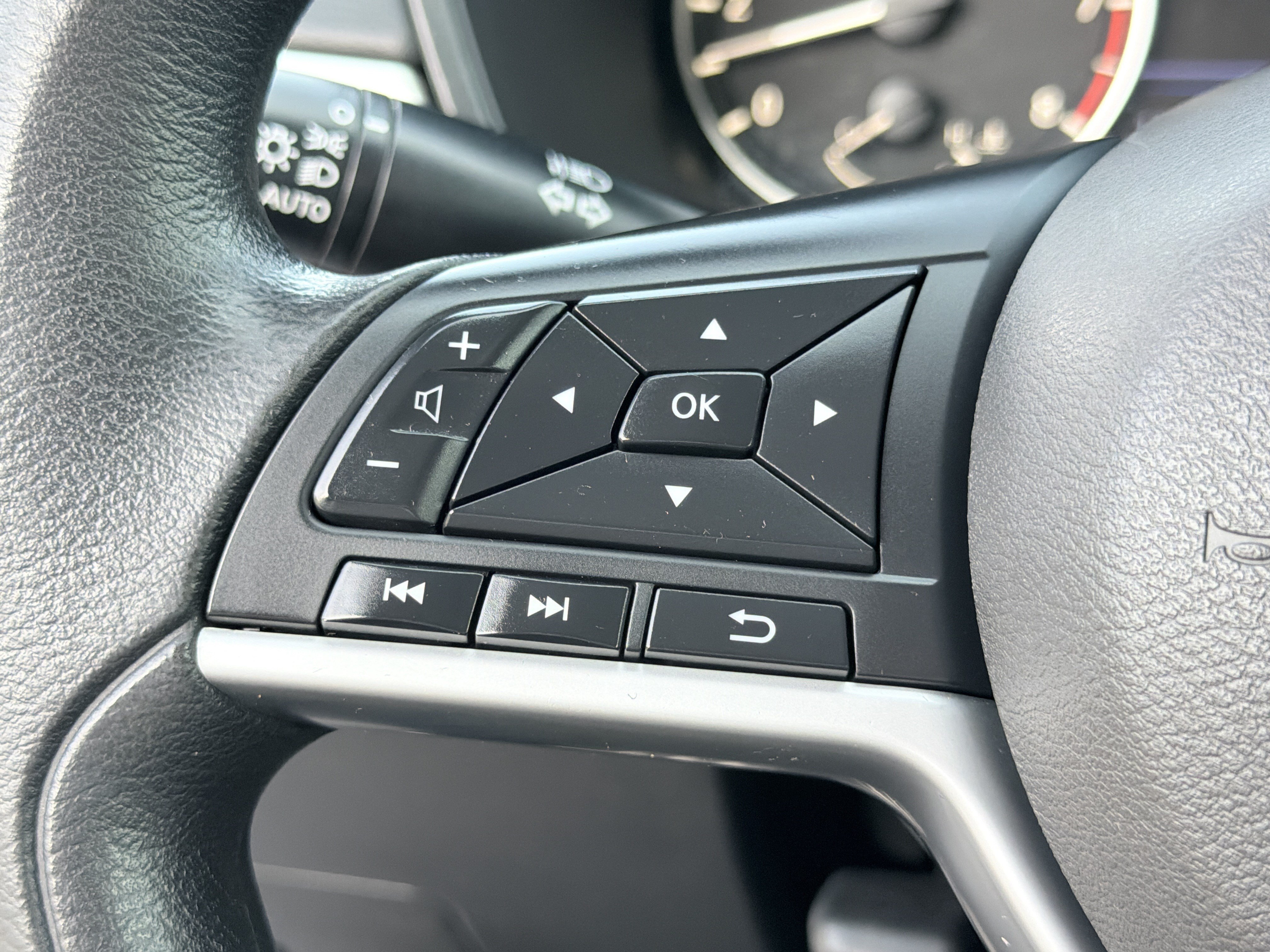 Used 2019 Nissan Altima 2.5 S FWD image 19