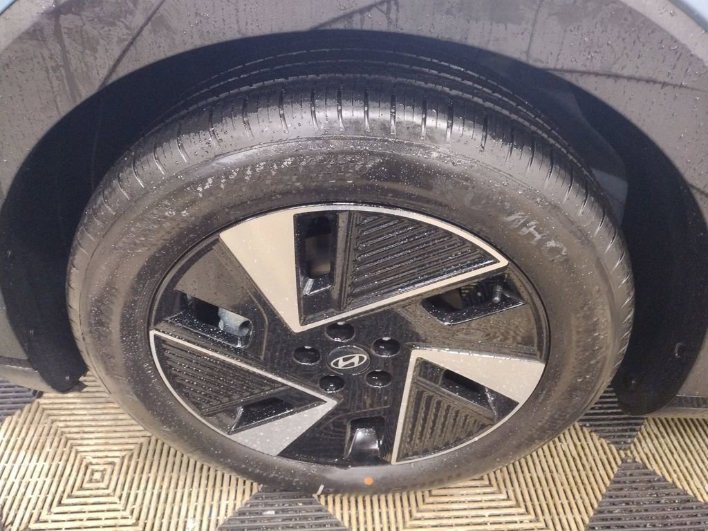 New 2026 Hyundai Ioniq 5 SE image 38