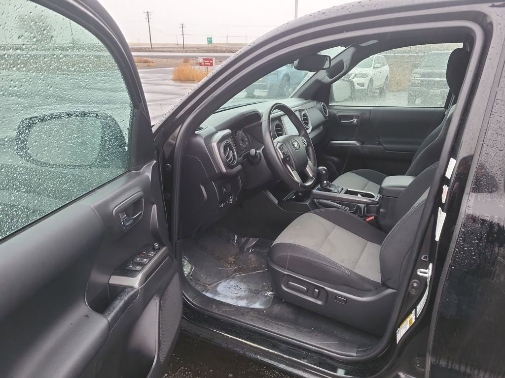 Used 2023 Toyota Tacoma TRD Off-Road w/ Technology Package image 18