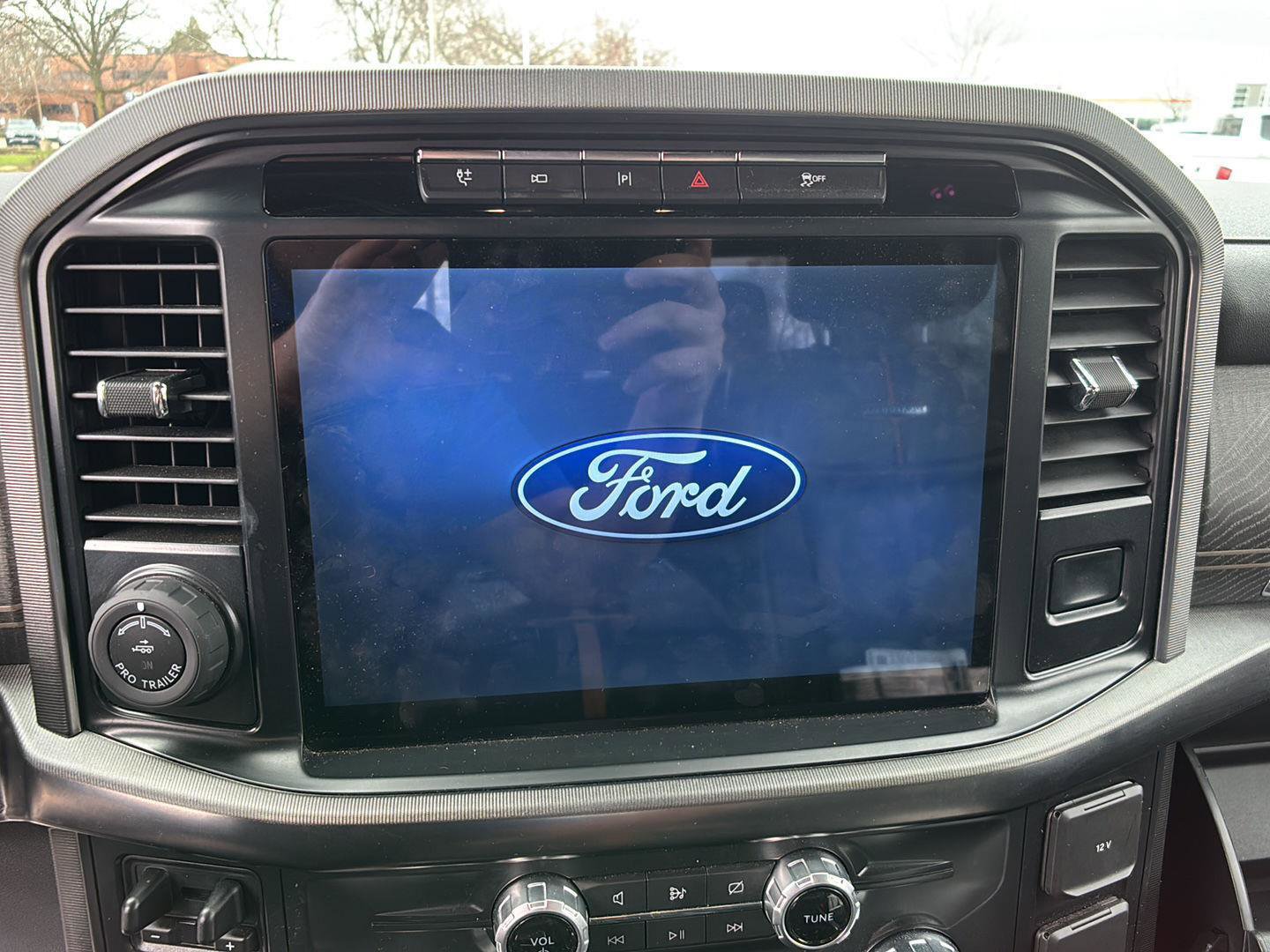 Used 2022 Ford F150 Platinum w/ Equipment Group 701A High image 30