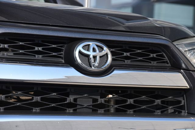 Used 2017 Toyota 4Runner Limited image 14