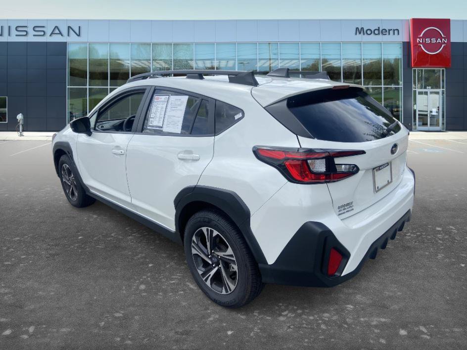 Used 2024 Subaru Crosstrek 2.0i Premium w/ Crosstrek Mirror Package AWD/4WD image 6