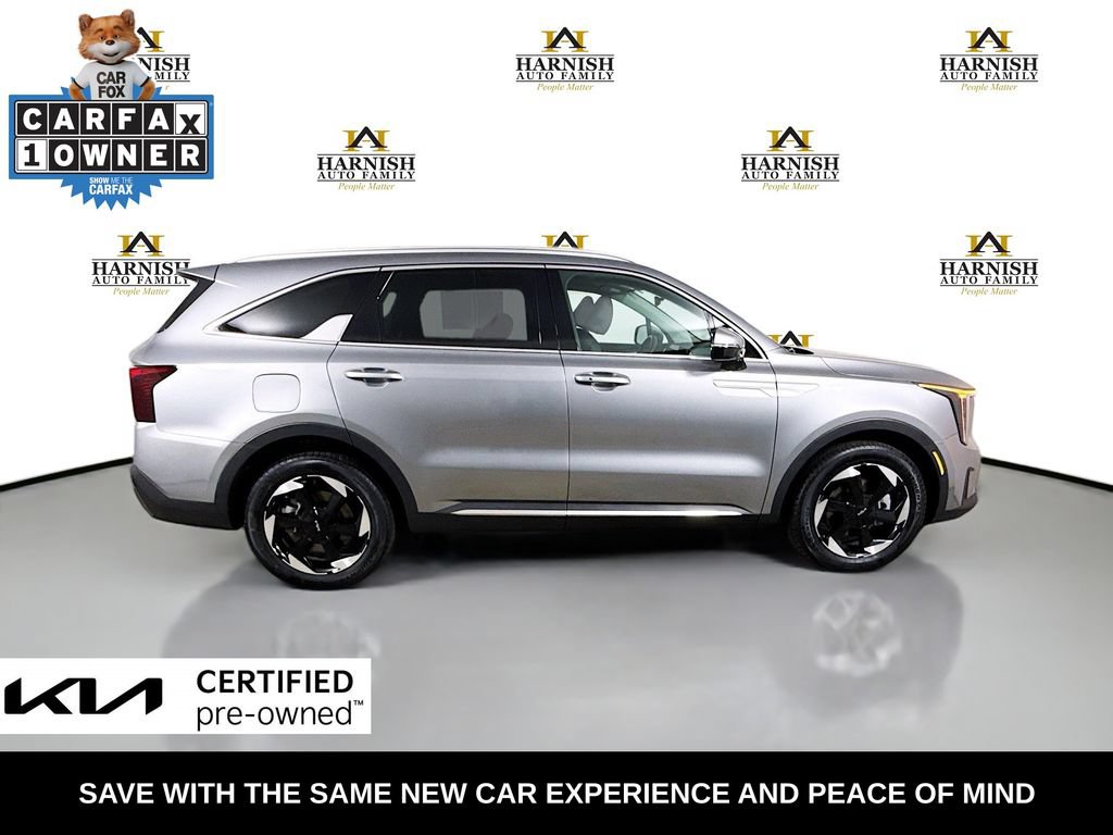 Certified 2025 Kia Sorento EX AWD/4WD image 8