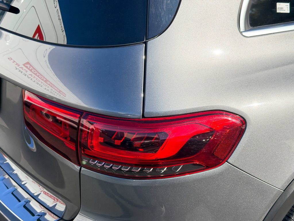 Used 2020 Mercedes-Benz GLB 250 image 6