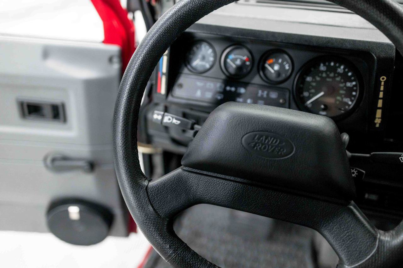 Used 1997 Land Rover Defender 90 AWD/4WD image 68