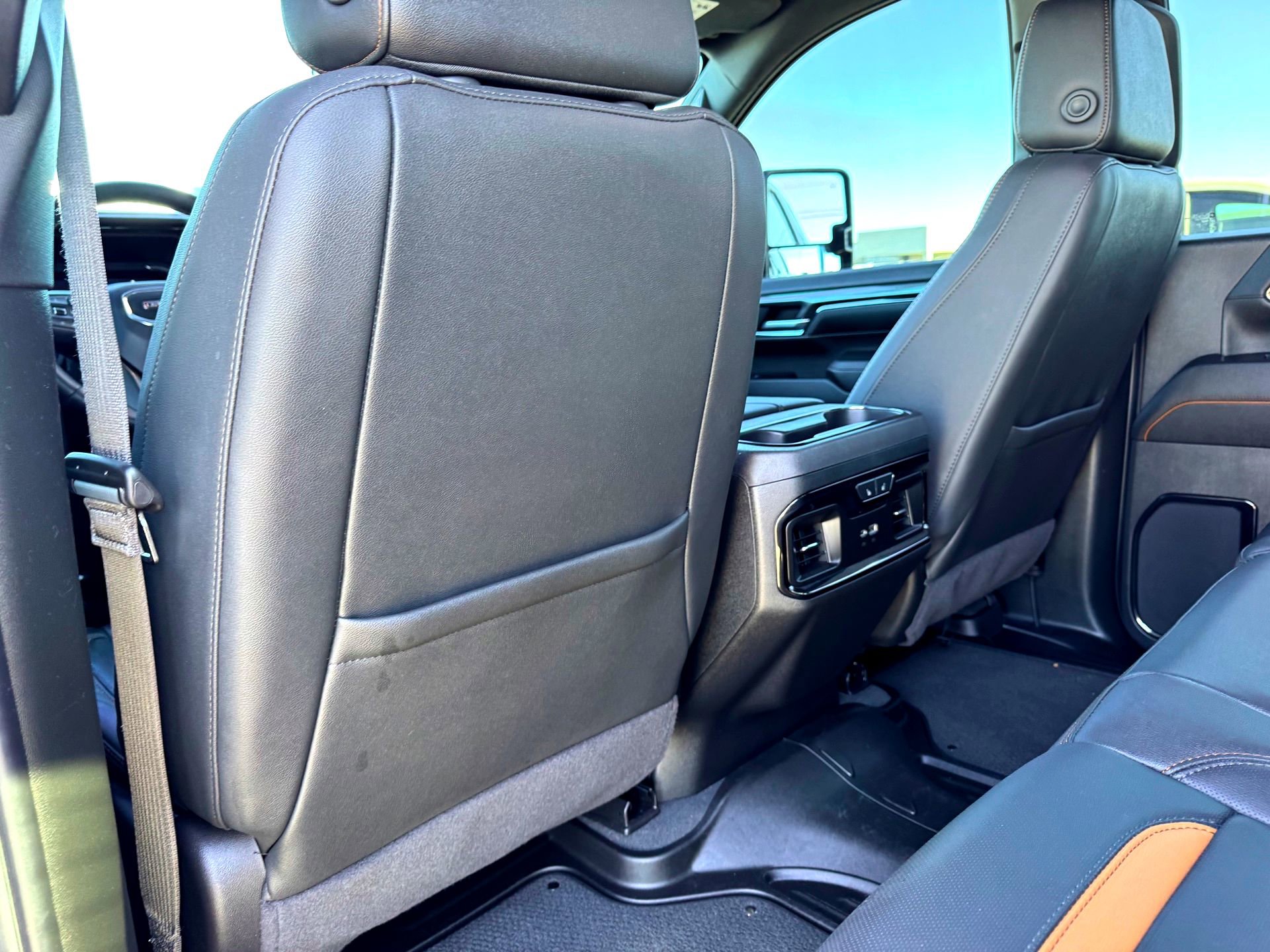 Used 2024 GMC Sierra 3500 AT4 w/ AT4 Premium Plus Package image 22