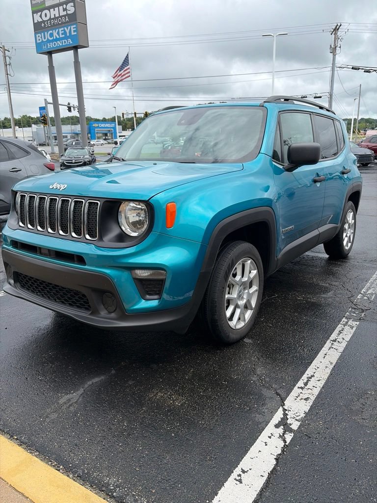 Used 2021 Jeep Renegade Sport w/ Sport Appearance Group AWD/4WD image 2