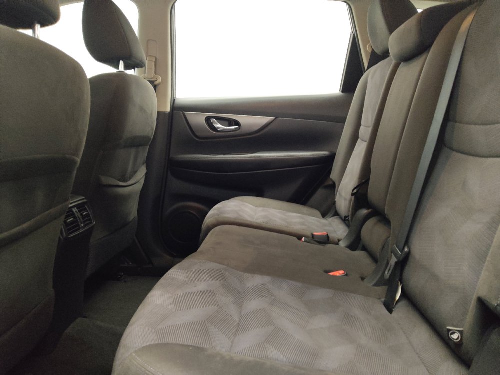Used 2015 Nissan Rogue S AWD/4WD image 18