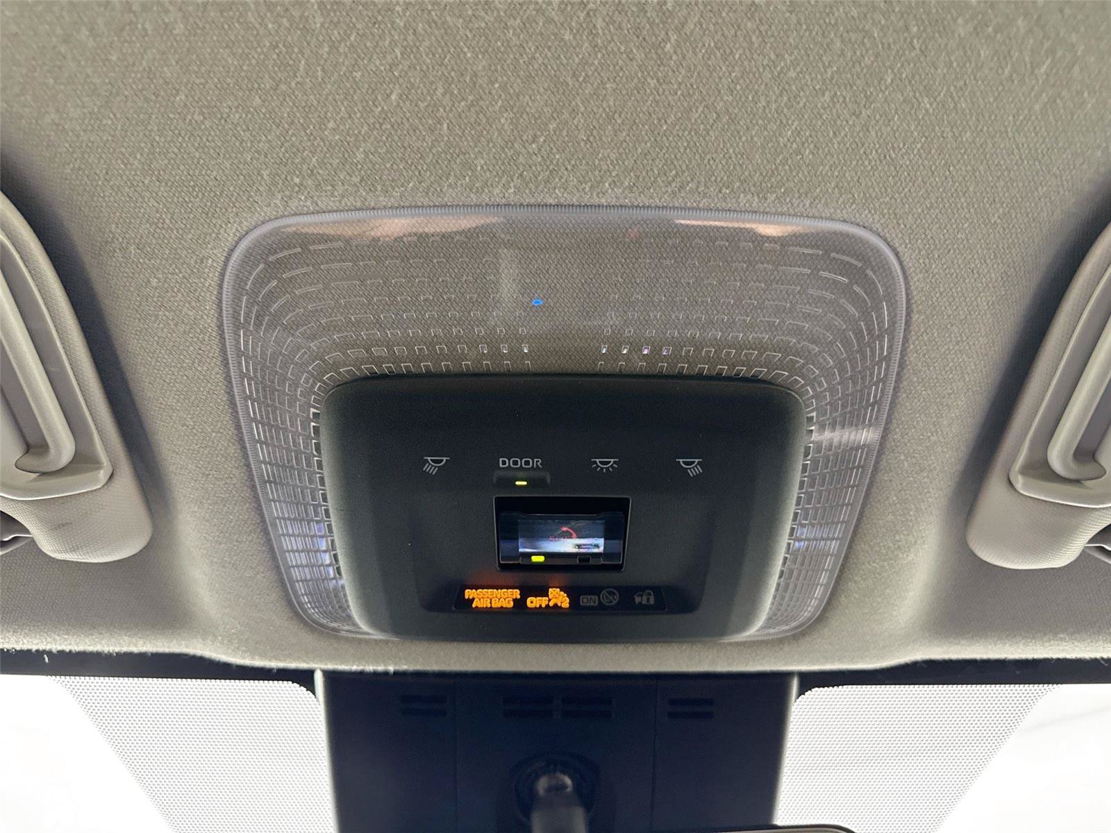 Certified 2023 Toyota Prius LE FWD image 6