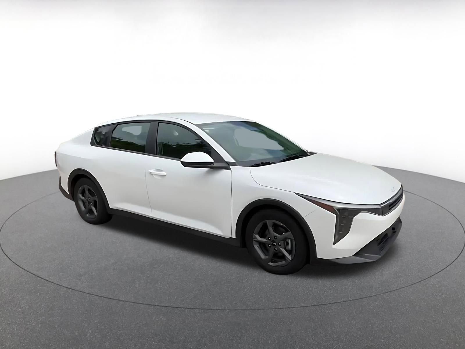 Used 2025 Kia K4 FWD video 2