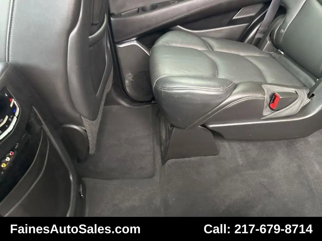 Used 2015 Cadillac Escalade Premium image 49