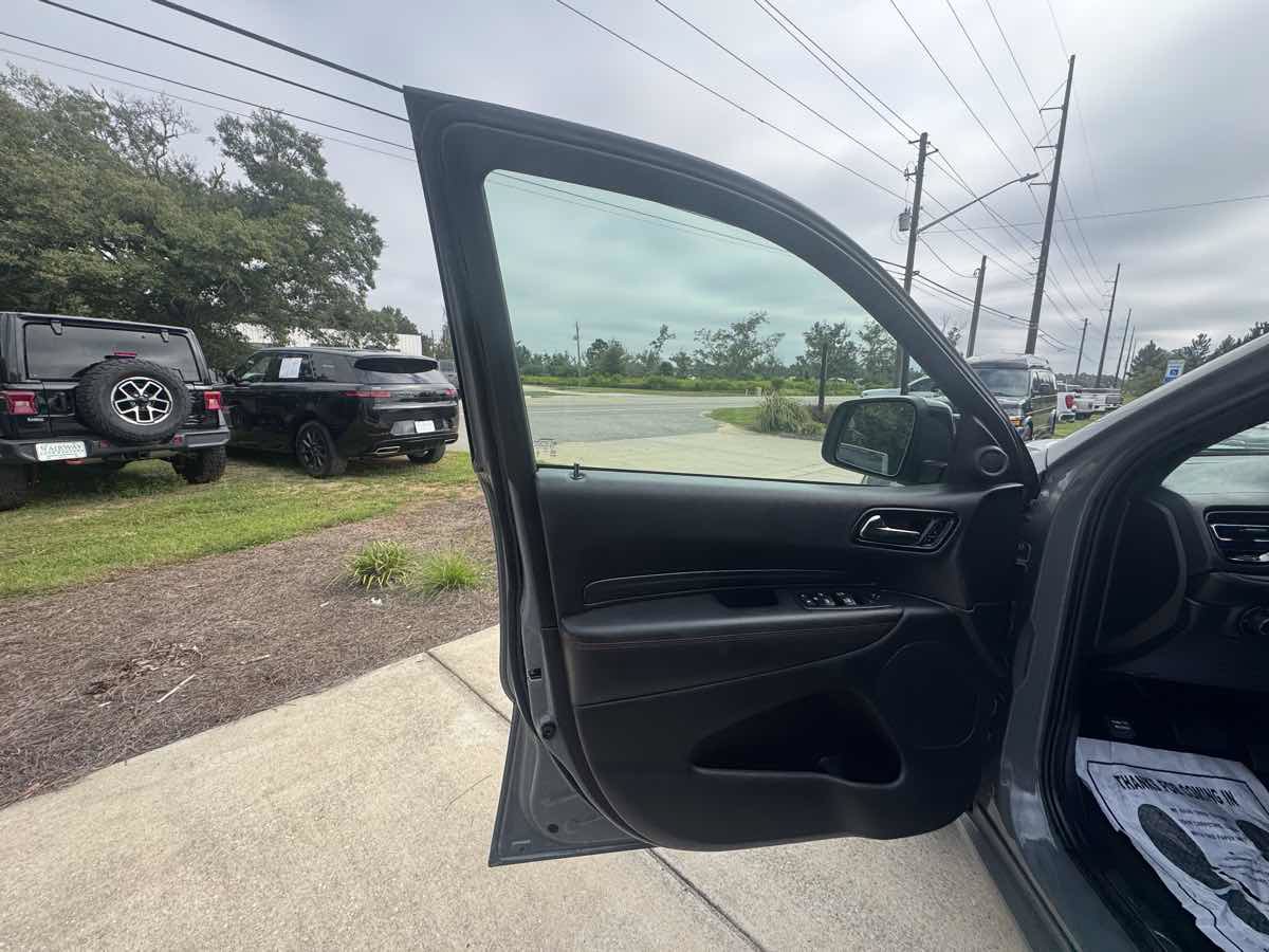 Used 2025 Dodge Durango R/T AWD/4WD image 29