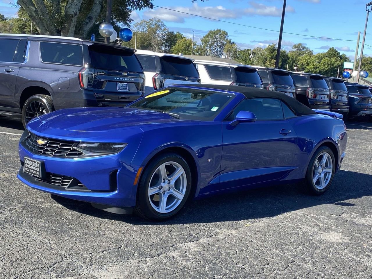 Used 2023 Chevrolet Camaro LT image 3