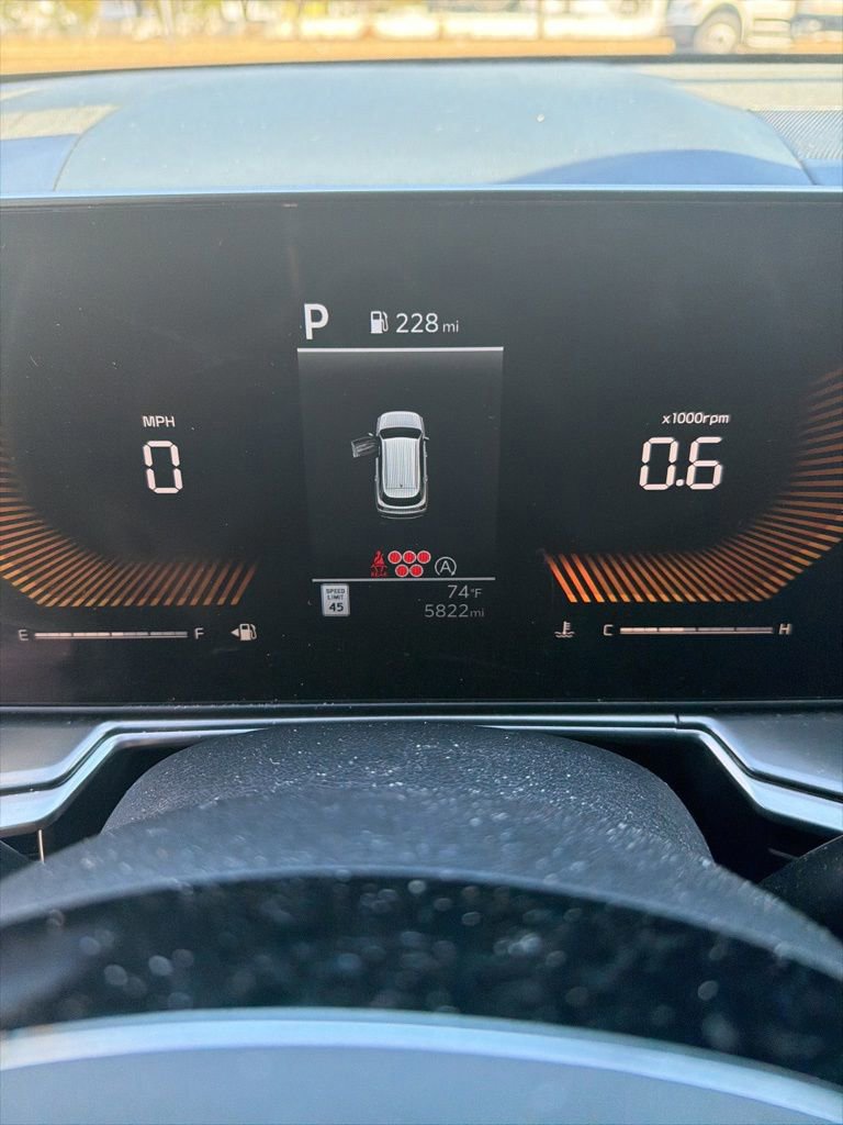 Used 2025 Kia Sorento S w/ Panoramic Sunroof Package image 4