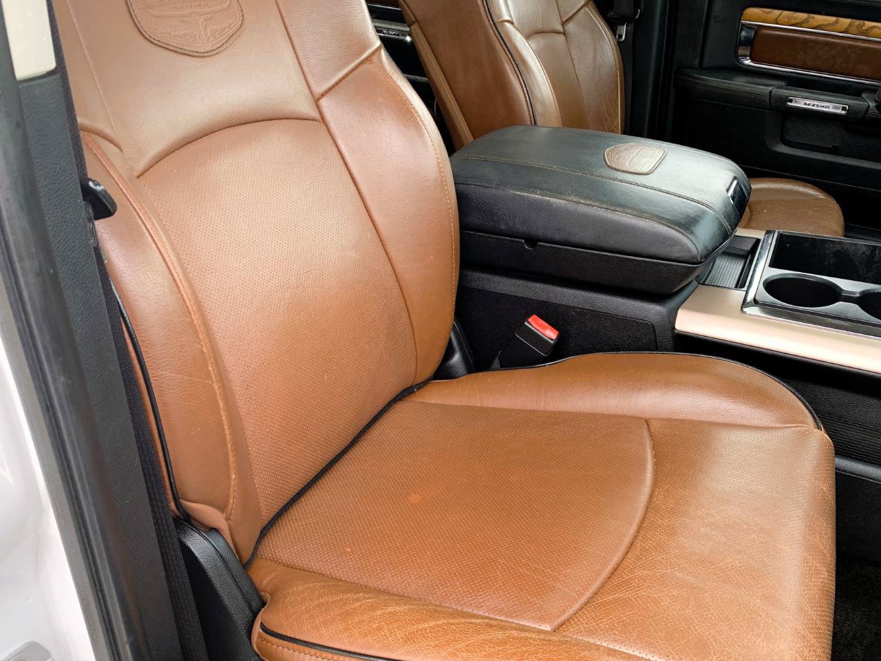 Used 2014 RAM 1500 Laramie Longhorn w/ Convenience Group AWD/4WD image 43