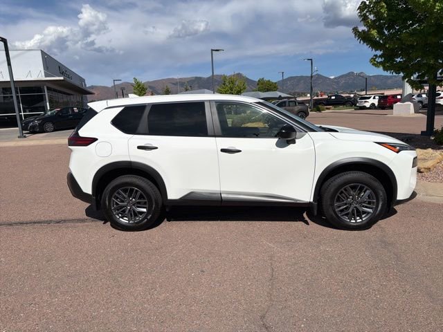 Used 2021 Nissan Rogue S FWD image 11