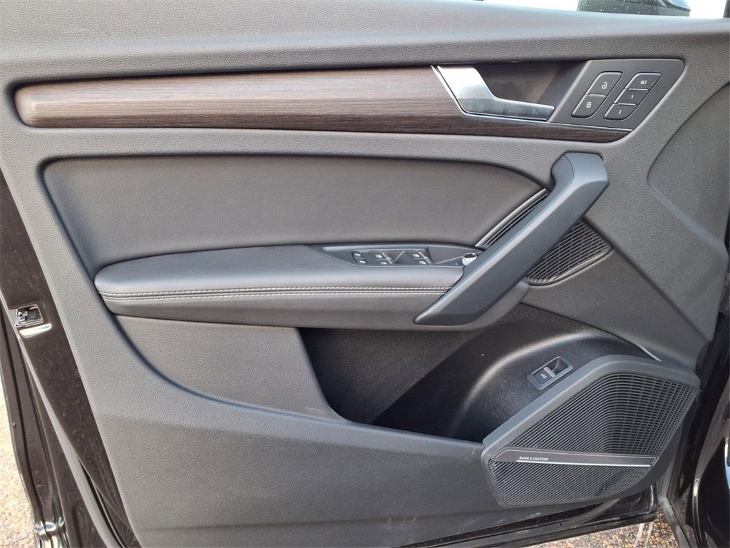 Used 2024 Audi Q5 2.0T Premium Plus image 18