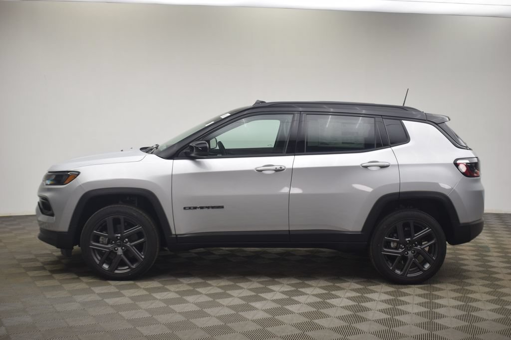 New 2026 Jeep Compass Limited w/ Sun, Sound & Navigation Group AWD/4WD image 14