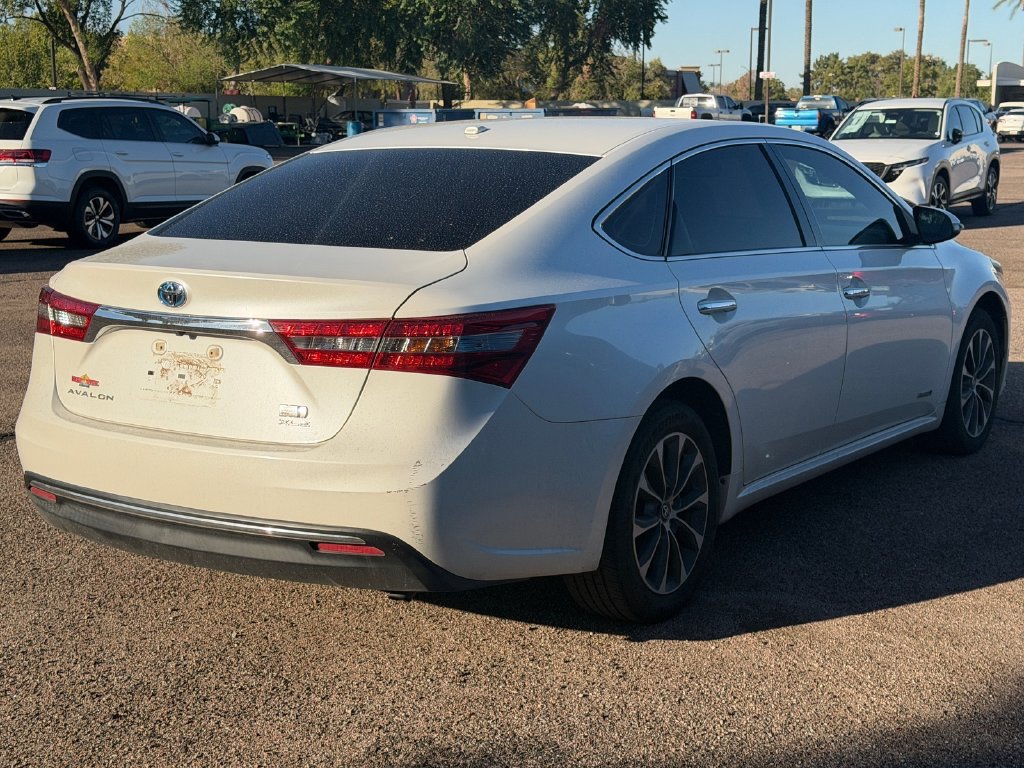 Used 2016 Toyota Avalon Limited FWD image 4