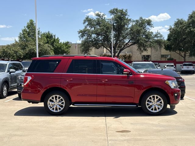 Used 2020 Ford Expedition XLT w/ Equipment Group 202A RWD image 3