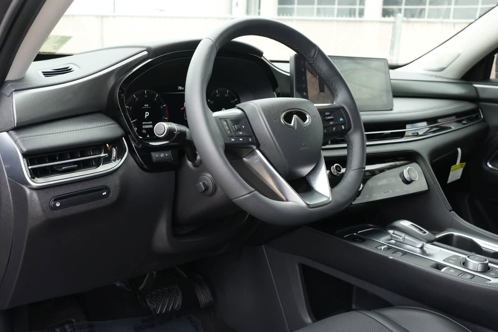 Used 2026 INFINITI QX60 Luxe w/ Cargo Package FWD image 16
