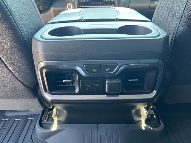 Used 2023 GMC Sierra 3500 Denali w/ Denali Ultimate Package image 23