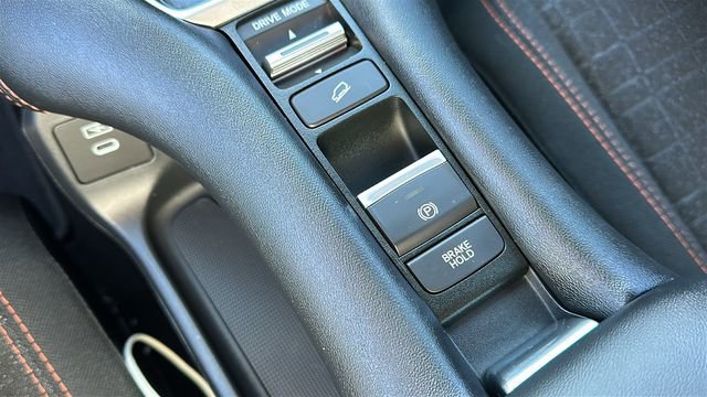 Used 2025 Honda HR-V Sport image 18