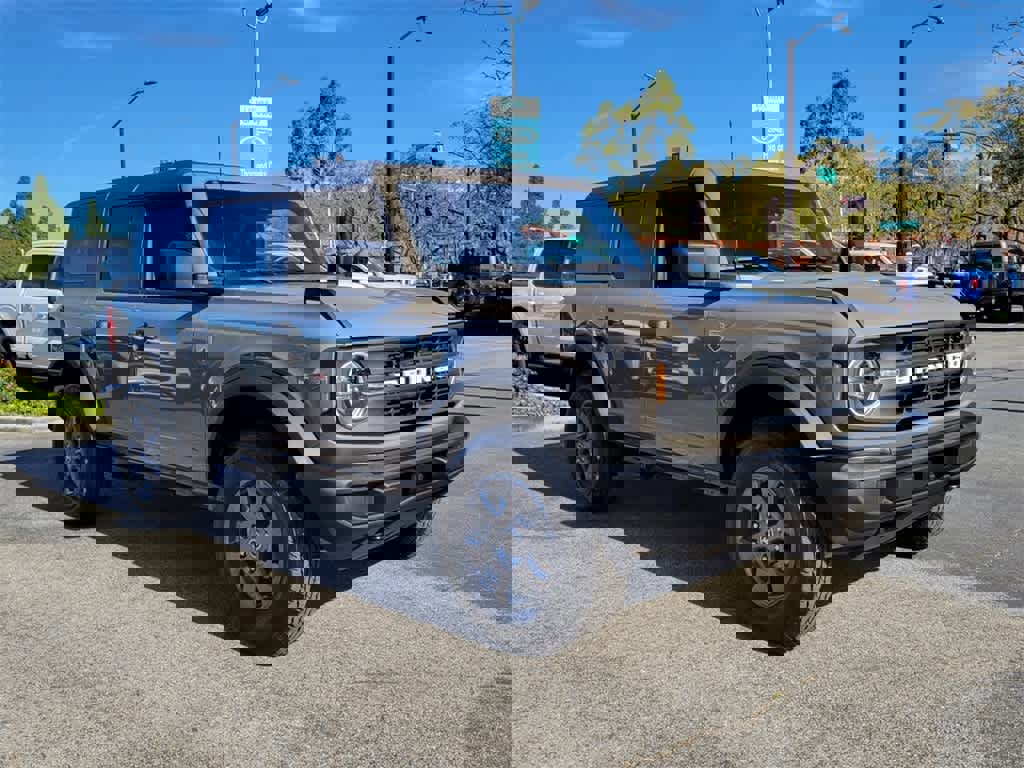 Used 2025 Ford Bronco Big Bend image 9