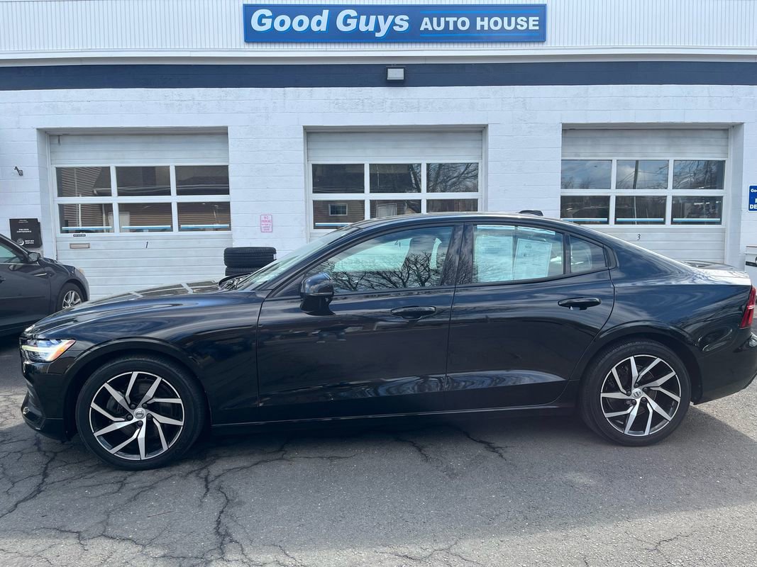 Used 2020 Volvo S60 T5 Momentum w/ Protection Package Premier