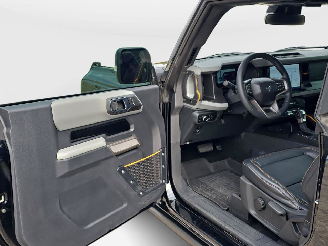 Used 2023 Ford Bronco Badlands AWD/4WD image 13