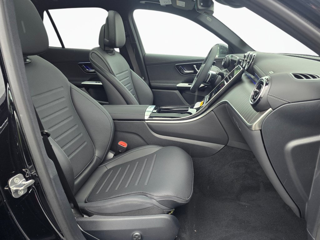 New 2026 Mercedes-Benz GLC 300 4MATIC image 24