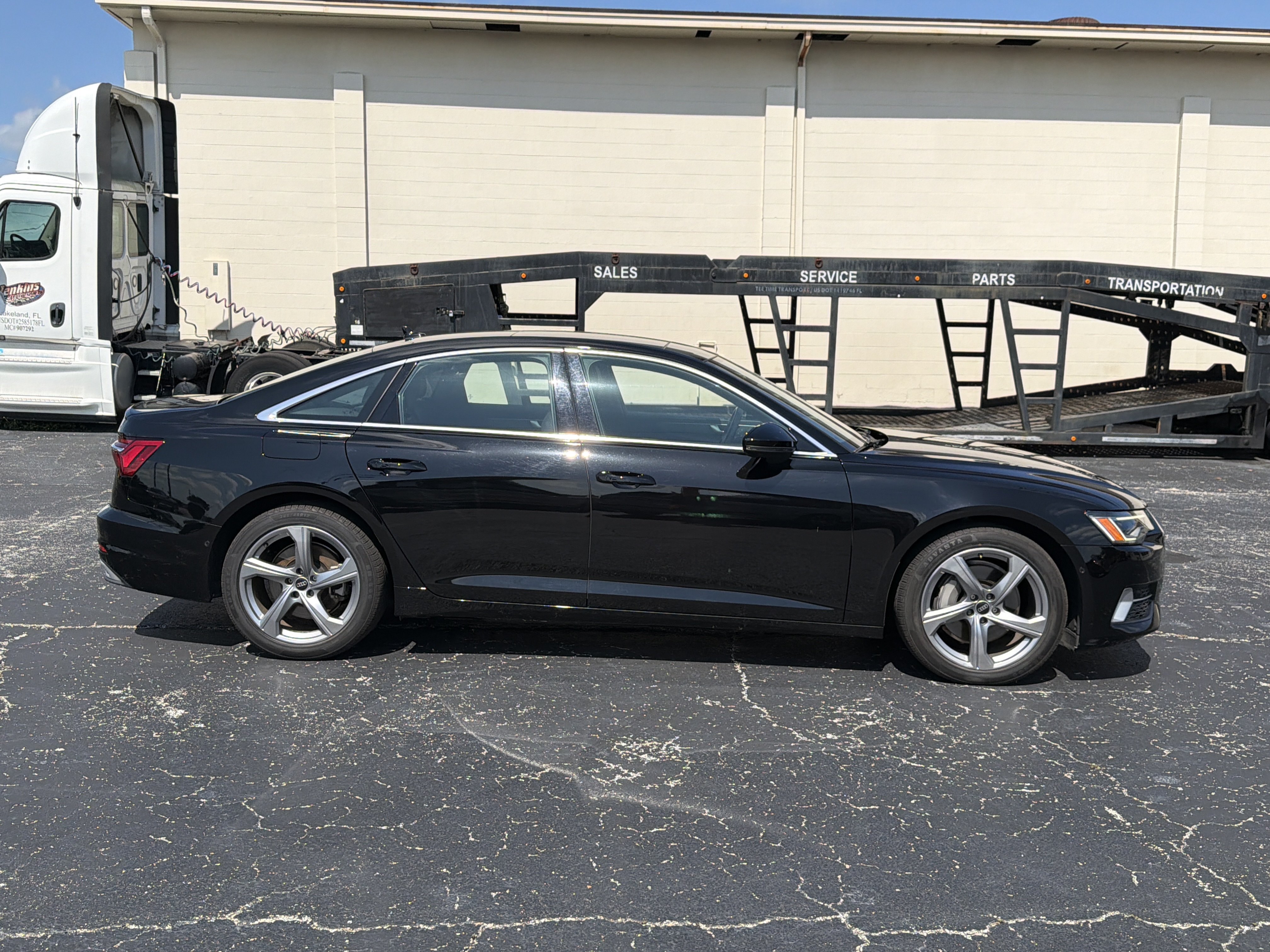 Used 2024 Audi A6 Premium Plus AWD/4WD image 2