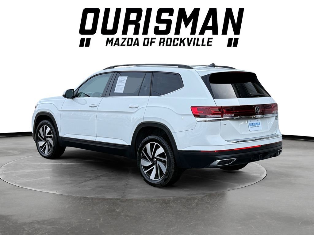 Used 2025 Volkswagen Atlas SE image 4