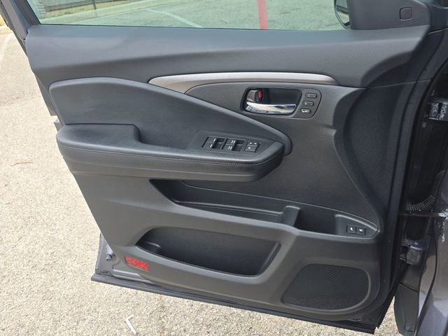 Used 2021 Honda Passport EX-L image 27