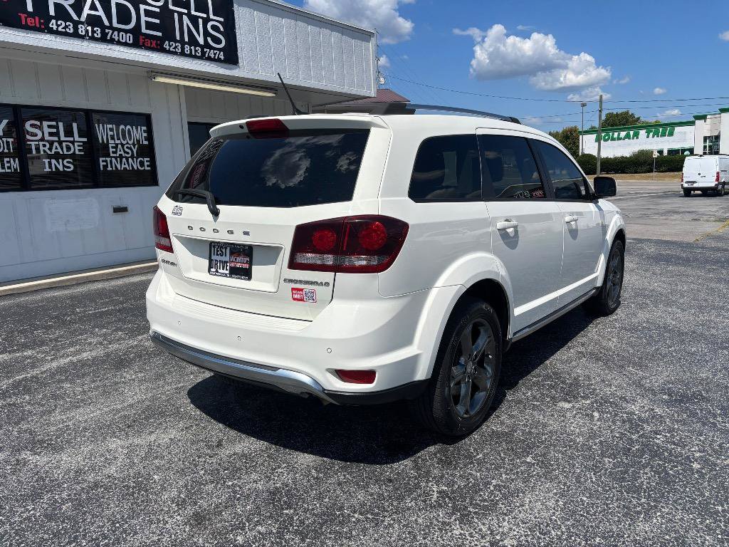 Used 2015 Dodge Journey Crossroad w/ Flexible Seating Group FWD image 8