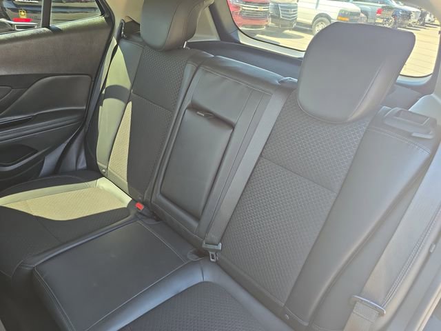 Used 2021 Buick Encore Preferred w/ Safety Package image 13