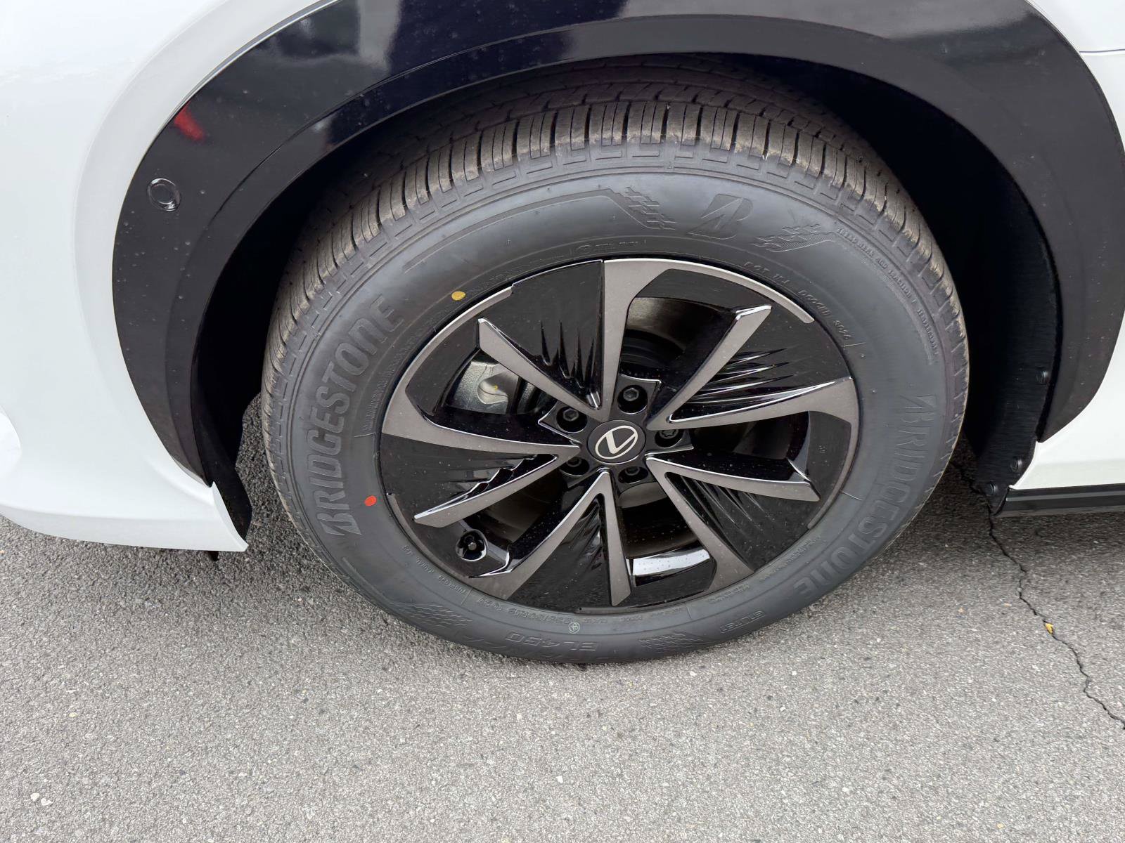 New 2026 Lexus RZ 450e AWD image 7