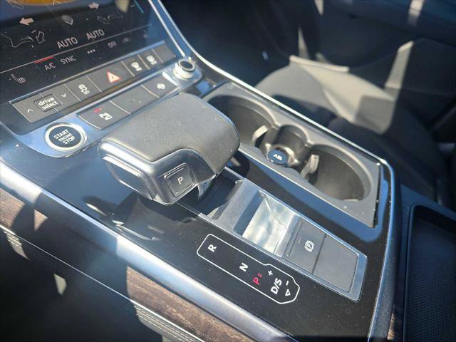 Used 2023 Audi Q7 2.0T Premium Plus w/ Premium Plus Package AWD/4WD image 34