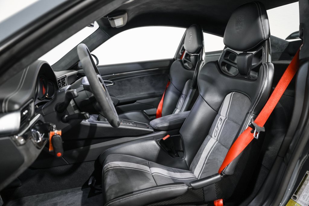 Used 2018 Porsche 911 GT3 w/ Sport Chrono Package image 29