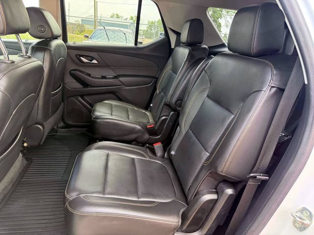 Used 2020 Chevrolet Traverse LT w/ LPO, Blackout Package AWD/4WD image 15